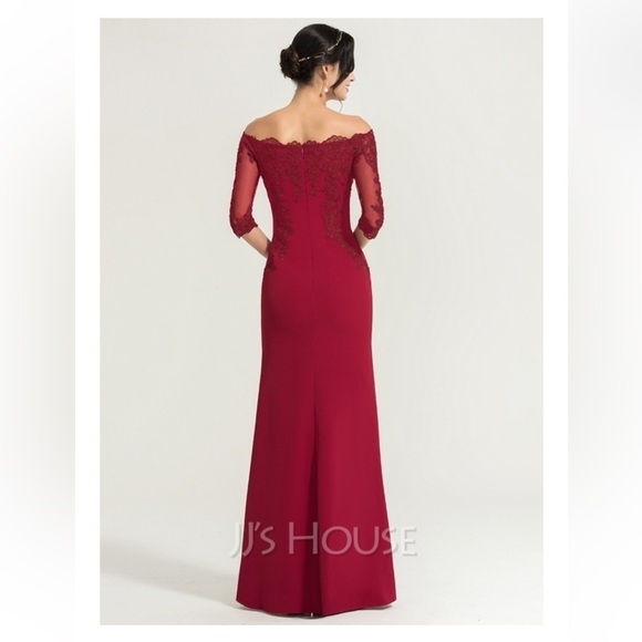 NWT JJs House Off-Shoulder Lace column formal gown burgundy size 12 - Picture 5 of 16
